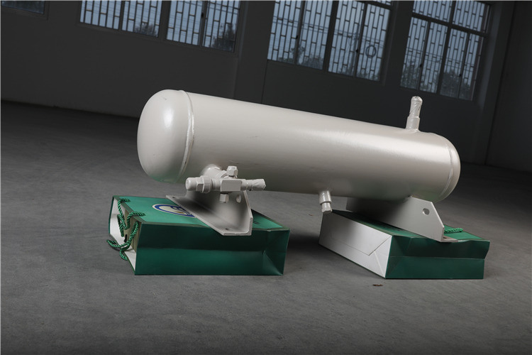 High Capacity Horizontal Flow Wrap Packing Machine with White Option and 100 Gallons